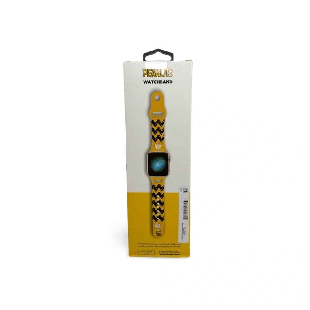 Peanuts Charlie Brown Apple Watch Band Yellow Zigzag Snoopy NWT Series 1-10